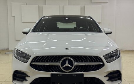 Mercedes-Benz A-Класс, 2022 год, 2 214 000 рублей, 2 фотография