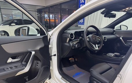 Mercedes-Benz A-Класс, 2022 год, 2 214 000 рублей, 7 фотография