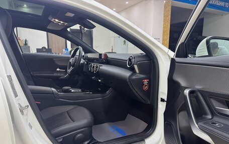 Mercedes-Benz A-Класс, 2022 год, 2 214 000 рублей, 10 фотография