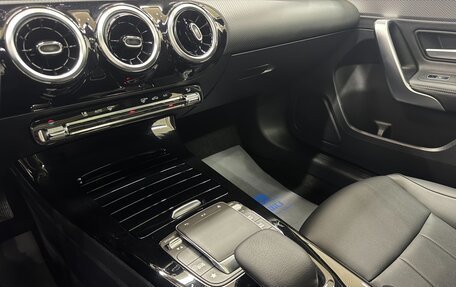 Mercedes-Benz A-Класс, 2022 год, 2 214 000 рублей, 13 фотография