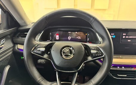 Skoda Octavia IV, 2022 год, 2 035 000 рублей, 15 фотография