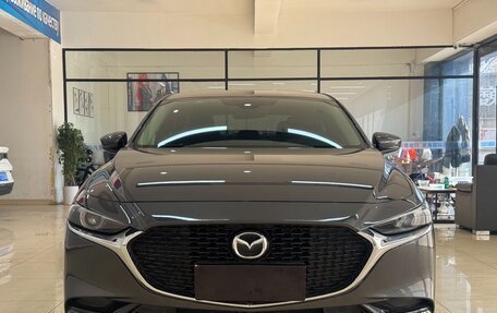 Mazda 3, 2021 год, 1 920 000 рублей, 2 фотография