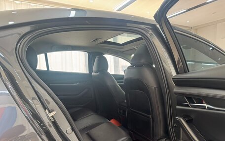 Mazda 3, 2021 год, 1 920 000 рублей, 9 фотография