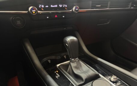 Mazda 3, 2021 год, 1 920 000 рублей, 13 фотография