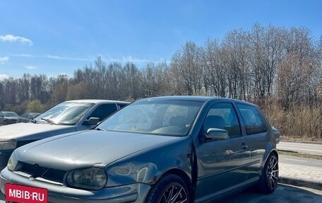 Volkswagen Golf IV, 1998 год, 250 000 рублей, 2 фотография