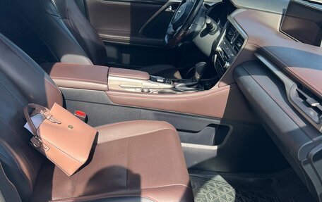 Lexus RX IV рестайлинг, 2017 год, 4 389 000 рублей, 9 фотография