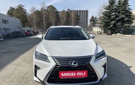 Lexus RX IV рестайлинг, 2017 год, 4 389 000 рублей, 3 фотография