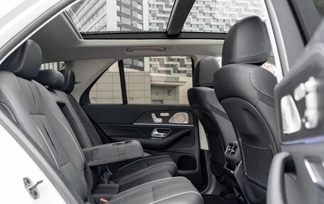 Mercedes-Benz GLE, 2026 год, 14 290 000 рублей, 34 фотография