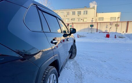 Toyota RAV4, 2021 год, 3 850 000 рублей, 6 фотография