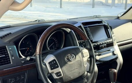 Toyota Land Cruiser 200, 2014 год, 4 300 000 рублей, 16 фотография