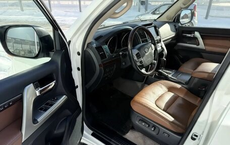 Toyota Land Cruiser 200, 2014 год, 4 300 000 рублей, 14 фотография