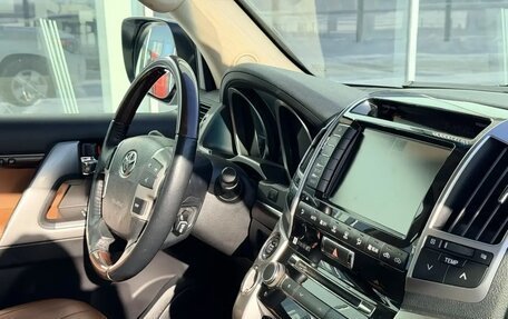 Toyota Land Cruiser 200, 2014 год, 4 300 000 рублей, 22 фотография