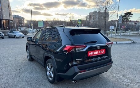 Toyota RAV4, 2020 год, 3 550 000 рублей, 3 фотография