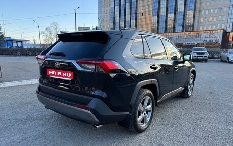 Toyota RAV4, 2020 год, 3 550 000 рублей, 4 фотография