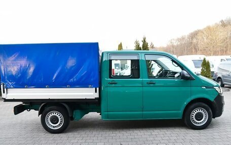 Volkswagen Multivan T6 рестайлинг, 2020 год, 1 360 000 рублей, 4 фотография