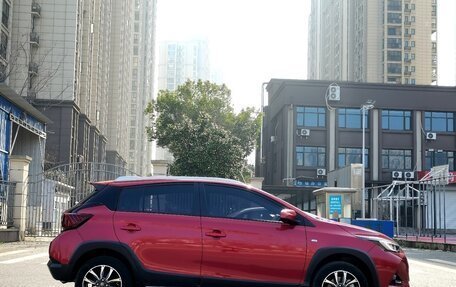 Toyota Yaris XP150 рестайлинг, 2022 год, 1 395 000 рублей, 5 фотография