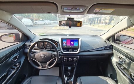 Toyota Yaris XP150 рестайлинг, 2022 год, 1 395 000 рублей, 14 фотография