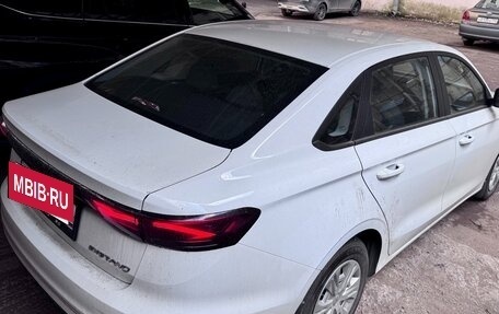 Geely Emgrand, 2024 год, 1 500 000 рублей, 4 фотография