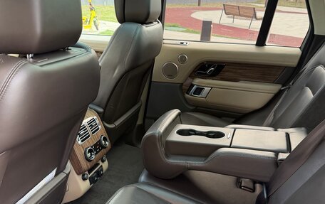 Land Rover Range Rover IV рестайлинг, 2019 год, 6 390 000 рублей, 11 фотография