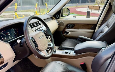 Land Rover Range Rover IV рестайлинг, 2019 год, 6 390 000 рублей, 10 фотография