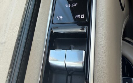 Land Rover Range Rover IV рестайлинг, 2019 год, 6 390 000 рублей, 27 фотография