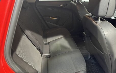 Opel Astra J, 2011 год, 599 800 рублей, 4 фотография