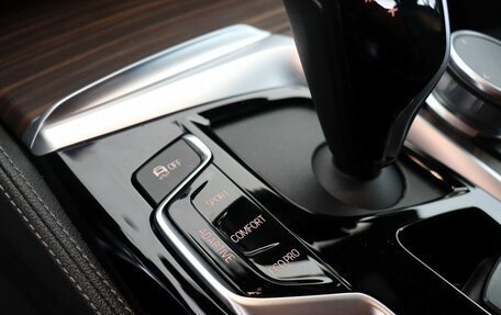 BMW 5 серия, 2018 год, 4 950 000 рублей, 17 фотография