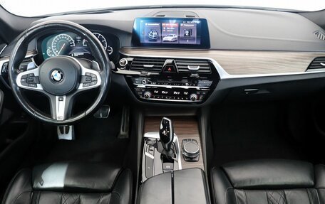 BMW 5 серия, 2018 год, 4 950 000 рублей, 26 фотография