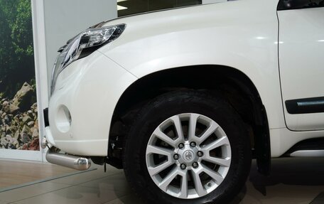 Toyota Land Cruiser Prado 150 рестайлинг 2, 2014 год, 3 475 999 рублей, 9 фотография