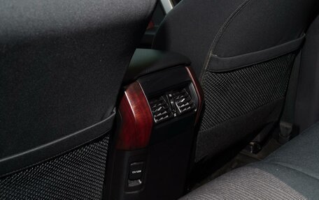 Toyota Land Cruiser Prado 150 рестайлинг 2, 2014 год, 3 475 999 рублей, 19 фотография