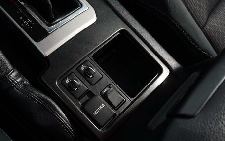 Toyota Land Cruiser Prado 150 рестайлинг 2, 2014 год, 3 475 999 рублей, 25 фотография