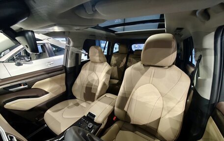 Toyota Highlander, 2026 год, 5 870 000 рублей, 12 фотография