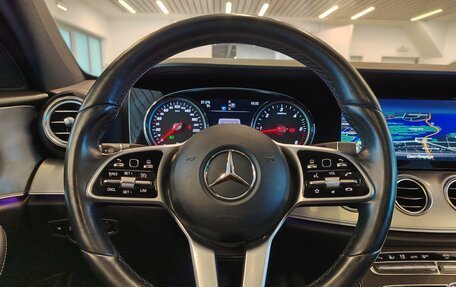 Mercedes-Benz E-Класс, 2019 год, 3 190 000 рублей, 21 фотография