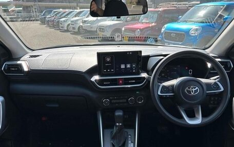 Toyota Raize I, 2023 год, 1 168 000 рублей, 7 фотография