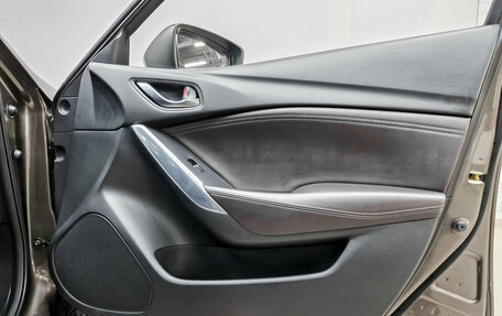 Mazda 6, 2017 год, 2 350 000 рублей, 23 фотография