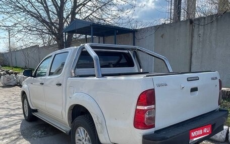 Toyota Hilux VII, 2013 год, 2 250 000 рублей, 3 фотография
