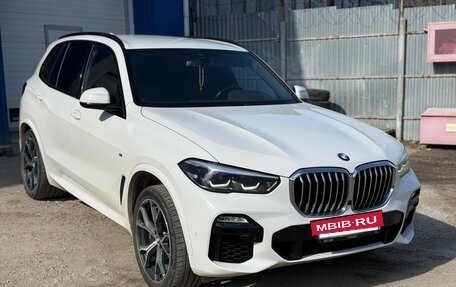 BMW X5, 2018 год, 6 900 000 рублей, 2 фотография