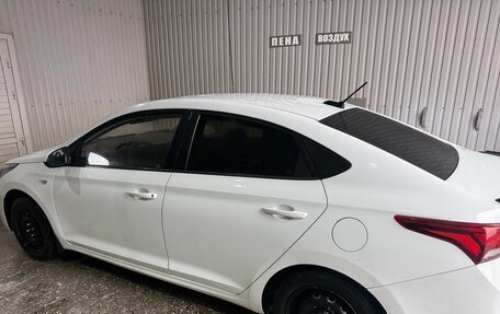 Hyundai Solaris II рестайлинг, 2018 год, 860 000 рублей, 8 фотография