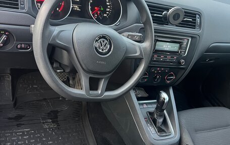 Volkswagen Jetta VI, 2015 год, 1 200 000 рублей, 4 фотография