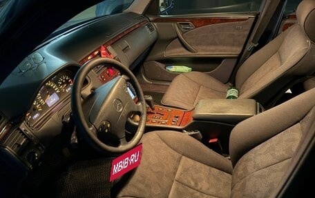 Mercedes-Benz E-Класс, 1999 год, 600 000 рублей, 6 фотография