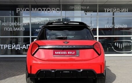 MINI Hatch, 2024 год, 4 000 000 рублей, 4 фотография