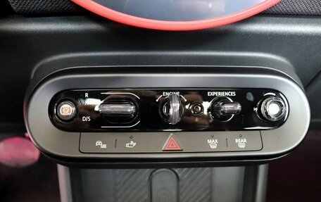 MINI Hatch, 2024 год, 4 000 000 рублей, 15 фотография