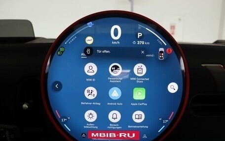 MINI Hatch, 2024 год, 4 000 000 рублей, 20 фотография