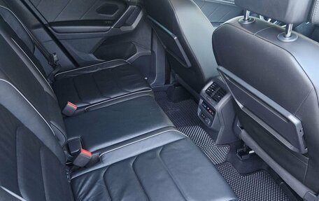 Volkswagen Tiguan II, 2018 год, 2 200 000 рублей, 23 фотография