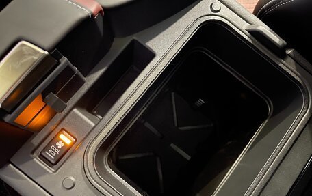 Infiniti QX80, 2025 год, 16 000 000 рублей, 22 фотография