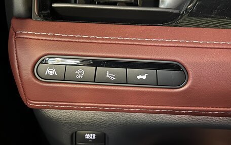 Infiniti QX80, 2025 год, 16 000 000 рублей, 28 фотография