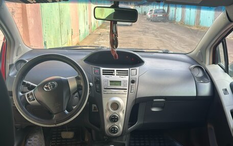 Toyota Yaris III рестайлинг, 2008 год, 450 000 рублей, 9 фотография