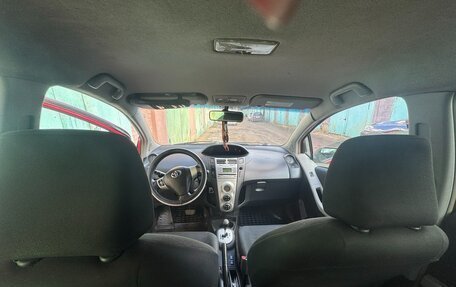 Toyota Yaris III рестайлинг, 2008 год, 450 000 рублей, 10 фотография