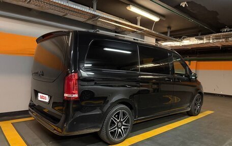 Mercedes-Benz V-Класс, 2022 год, 7 300 000 рублей, 2 фотография