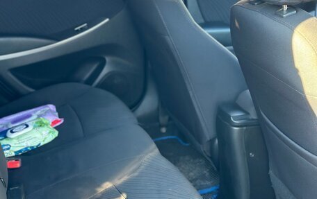 Hyundai Solaris II рестайлинг, 2014 год, 950 000 рублей, 19 фотография